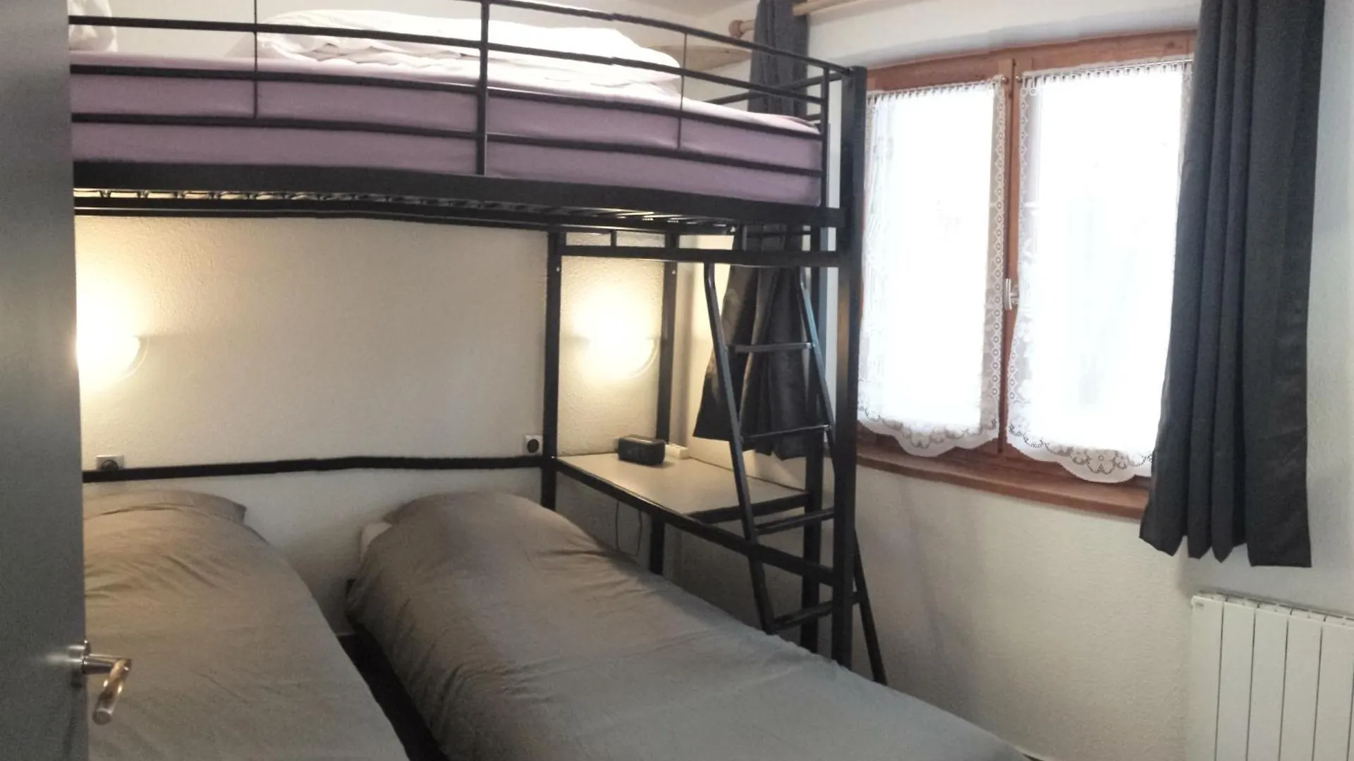 Apartment Superbe Appartement En Residence Skis Aux Pieds Courchevel